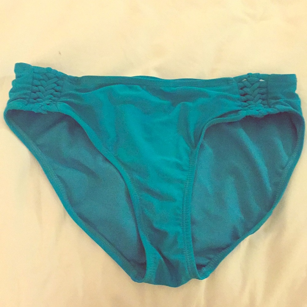 Bikini bottoms